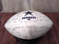 2011 Dallas Cowboys Signed Football //152